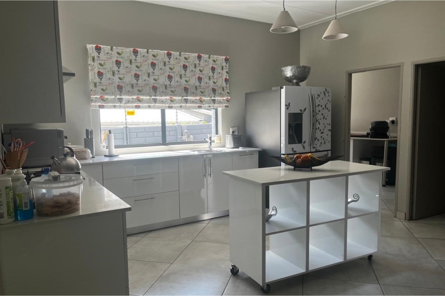 4 Bedroom Property for Sale in Ferndale Gauteng