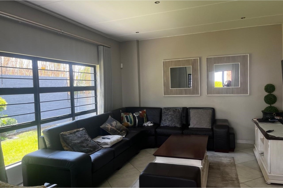 4 Bedroom Property for Sale in Ferndale Gauteng