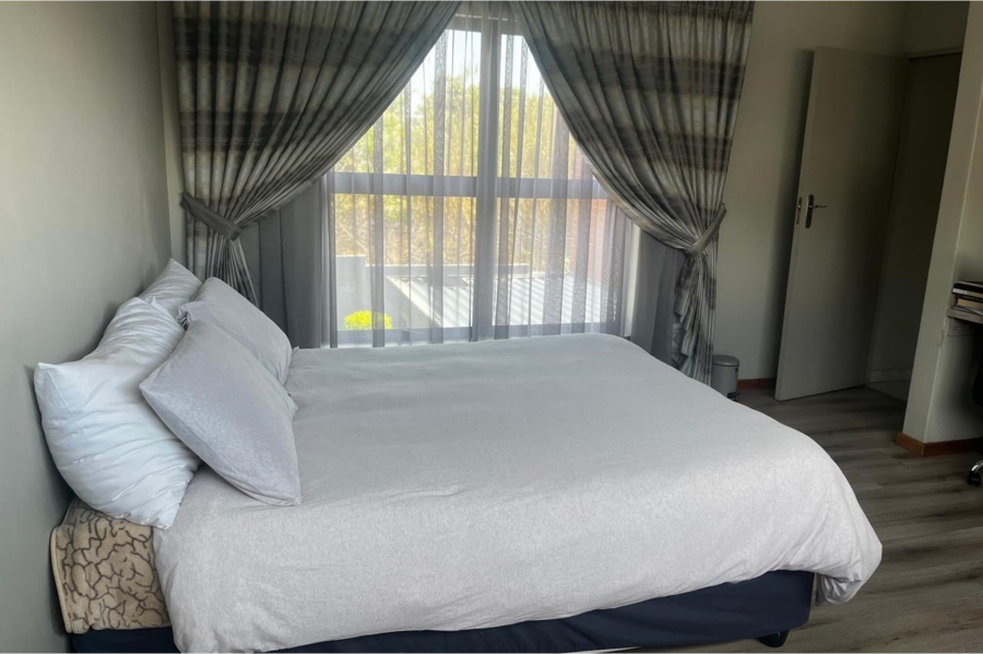 4 Bedroom Property for Sale in Ferndale Gauteng