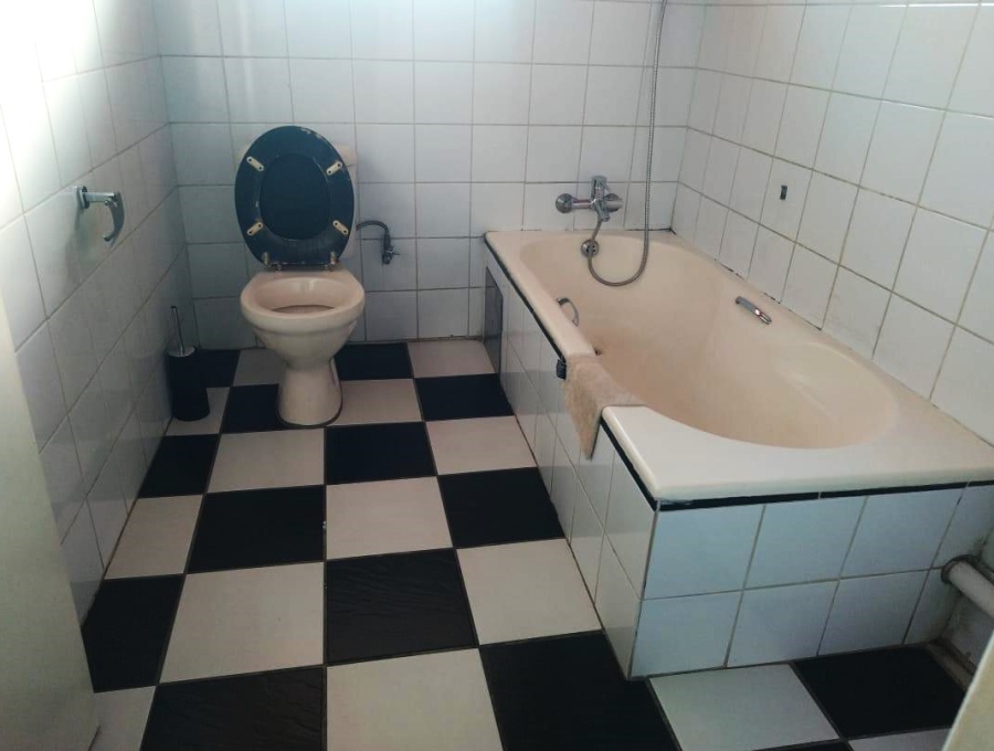 1 Bedroom Property for Sale in Pretoria West Gauteng