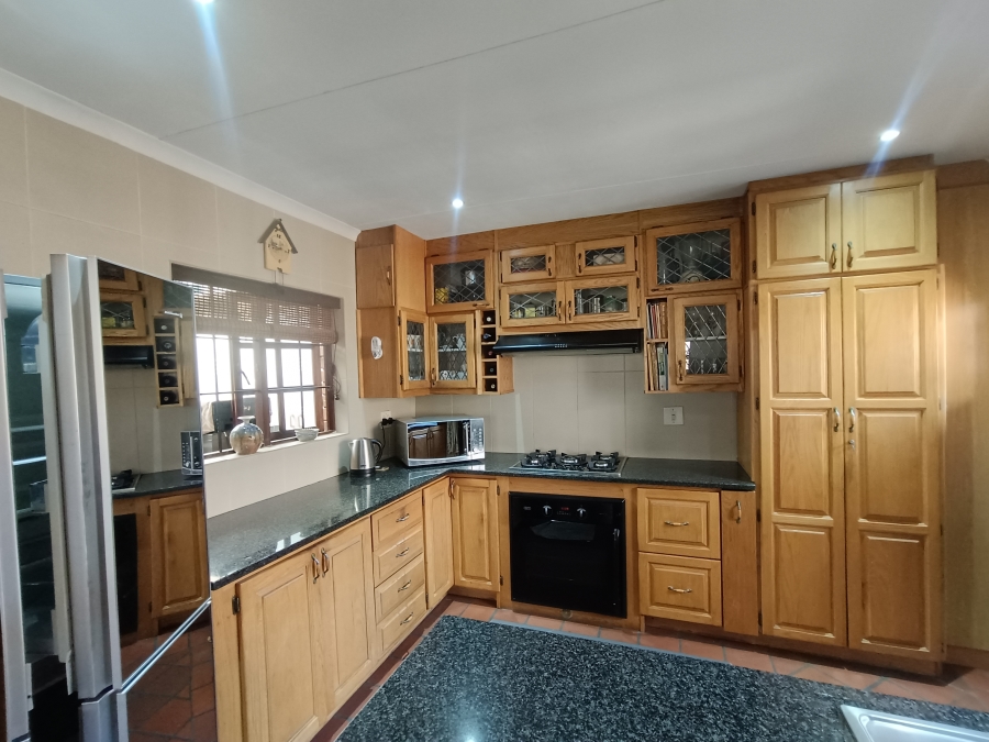 3 Bedroom Property for Sale in Clubview Gauteng