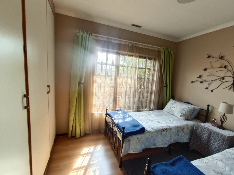 3 Bedroom Property for Sale in Clubview Gauteng