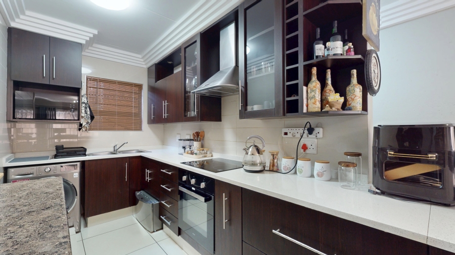 2 Bedroom Property for Sale in Ravenswood Gauteng