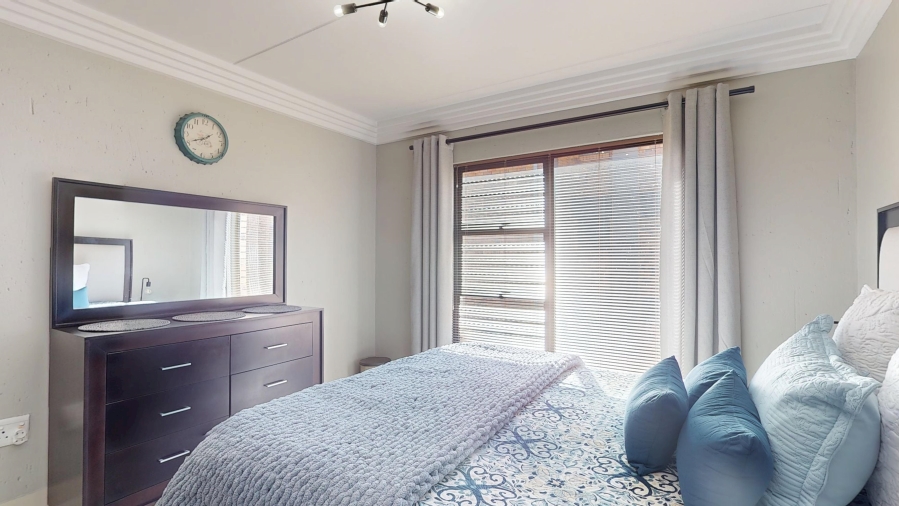2 Bedroom Property for Sale in Ravenswood Gauteng