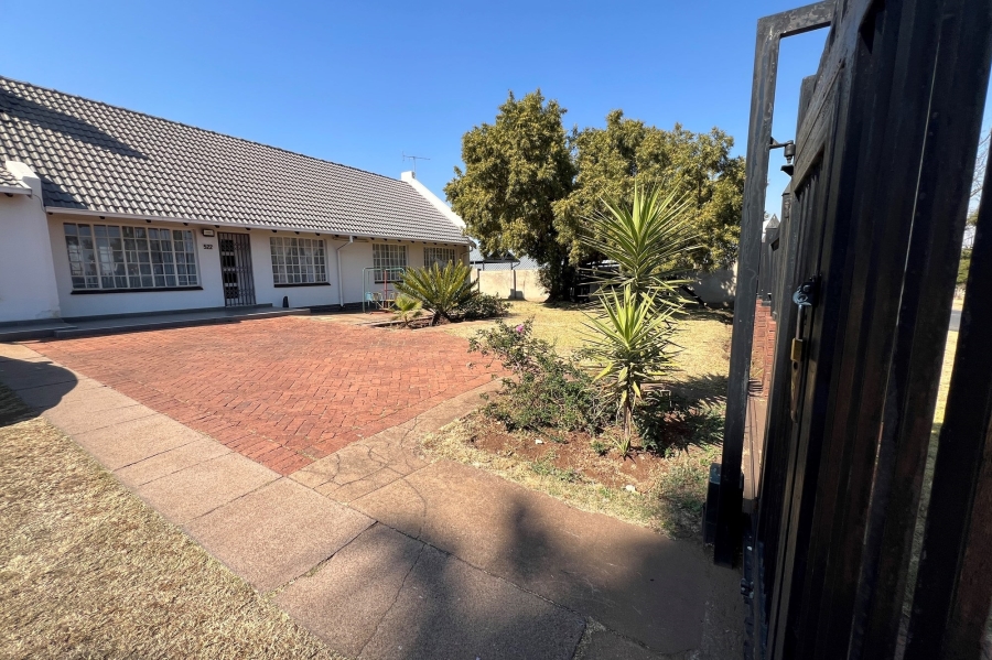 4 Bedroom Property for Sale in Erasmia Gauteng