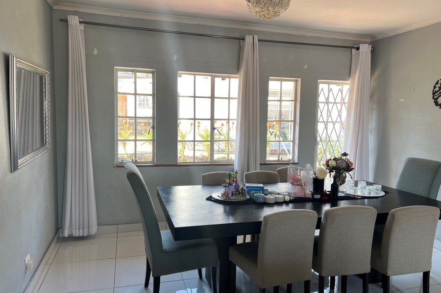 4 Bedroom Property for Sale in Erasmia Gauteng