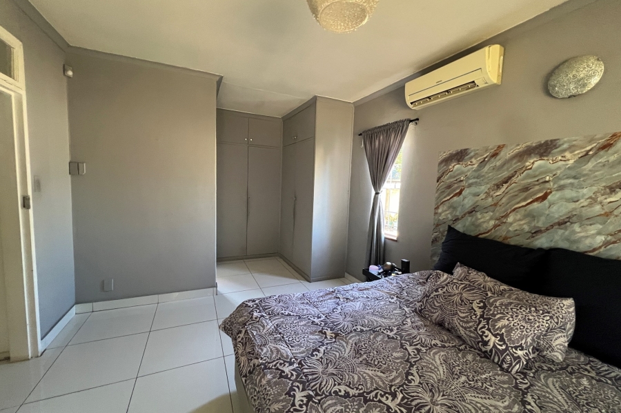 4 Bedroom Property for Sale in Erasmia Gauteng