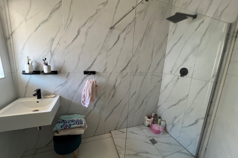 4 Bedroom Property for Sale in Erasmia Gauteng