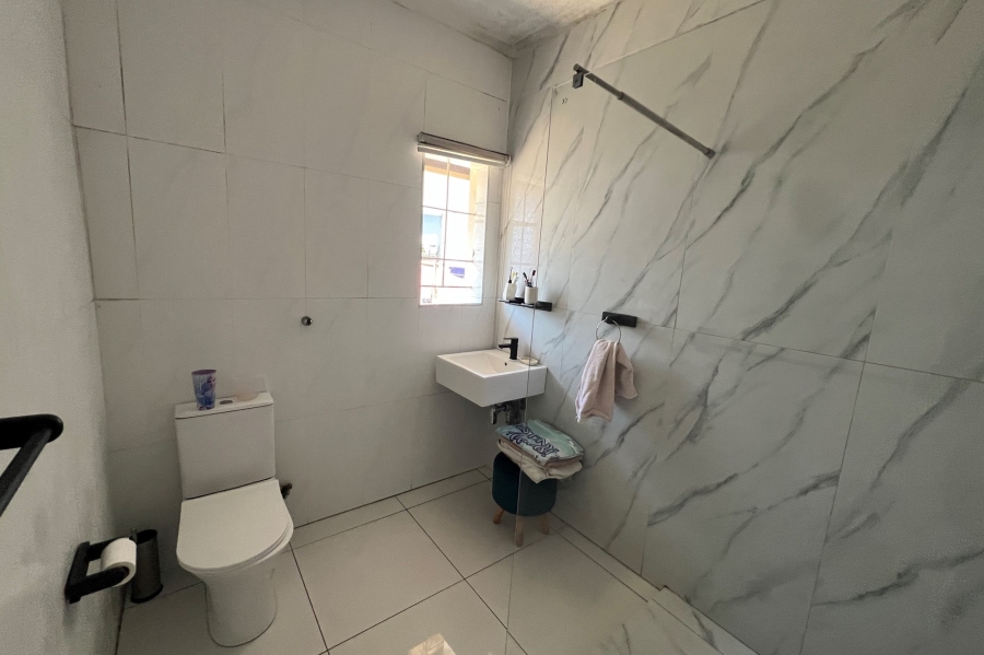 4 Bedroom Property for Sale in Erasmia Gauteng