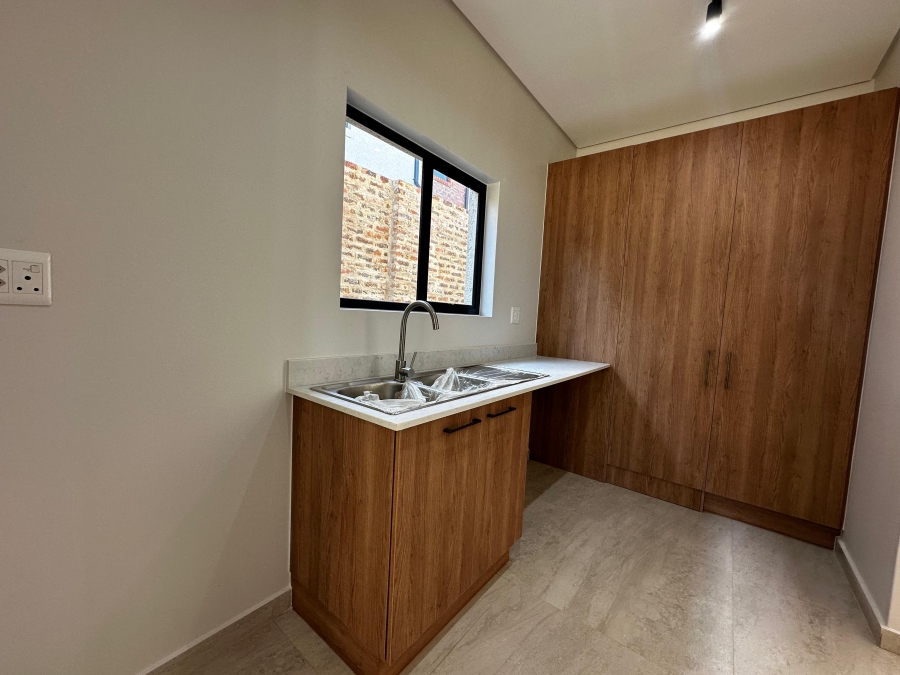 3 Bedroom Property for Sale in Blue Hills AH Gauteng