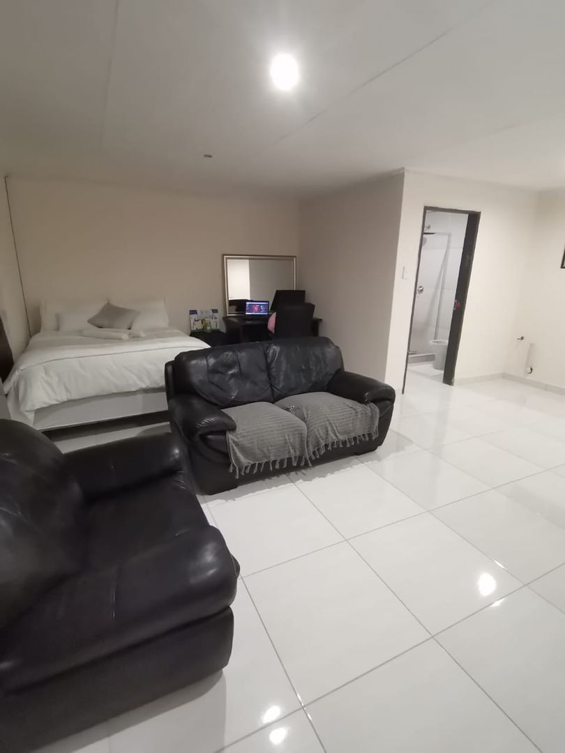 3 Bedroom Property for Sale in Simmerfield Gauteng