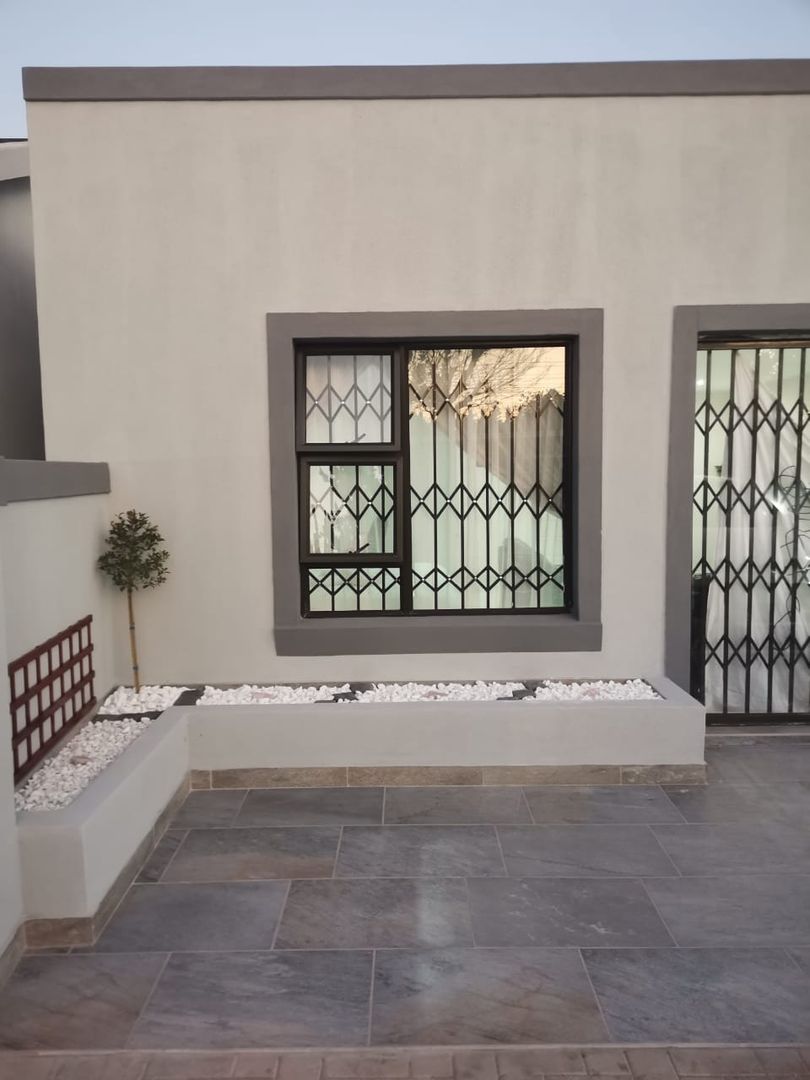 3 Bedroom Property for Sale in Simmerfield Gauteng