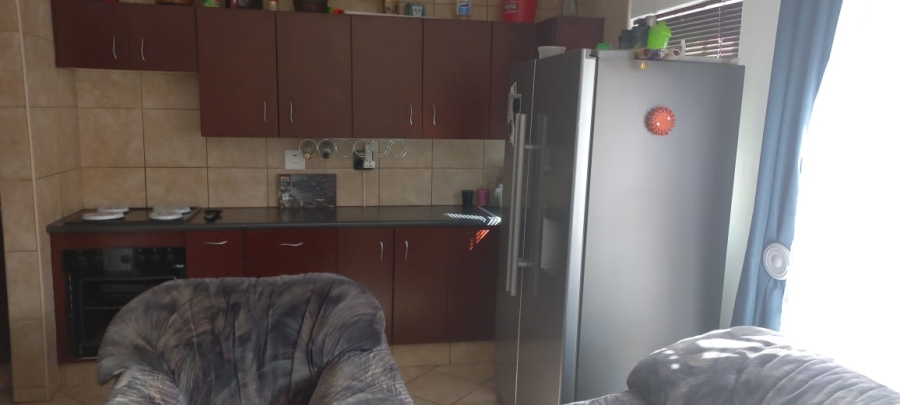 2 Bedroom Property for Sale in Eike Park Gauteng