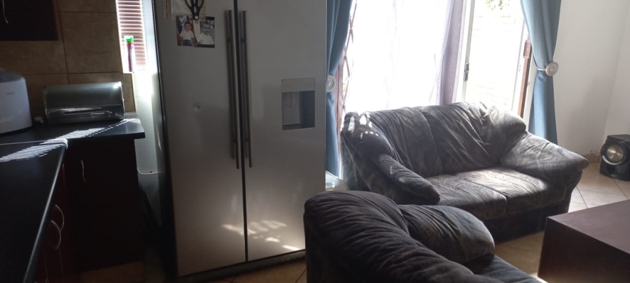 2 Bedroom Property for Sale in Eike Park Gauteng