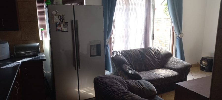 2 Bedroom Property for Sale in Eike Park Gauteng