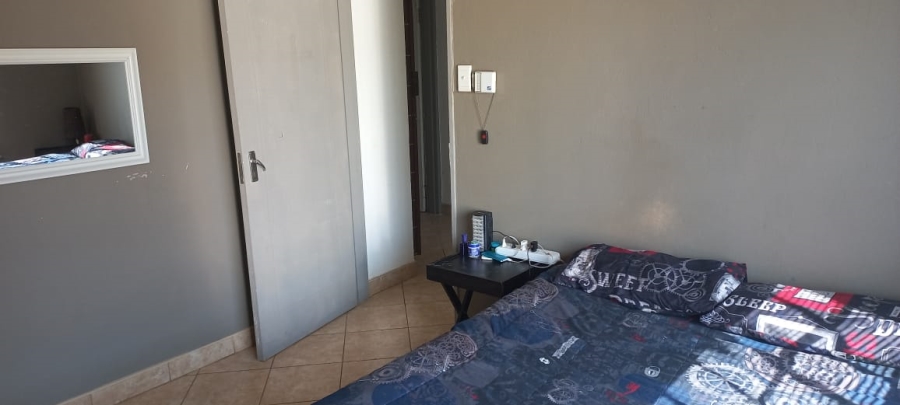 2 Bedroom Property for Sale in Eike Park Gauteng