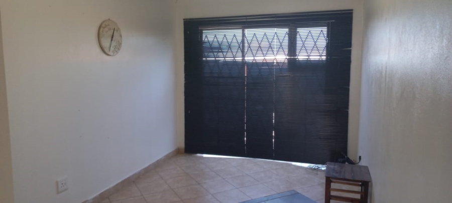 2 Bedroom Property for Sale in Eike Park Gauteng