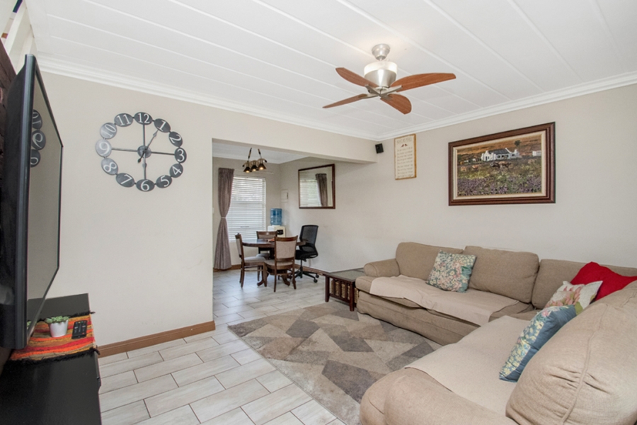 3 Bedroom Property for Sale in Honeydew Ridge Gauteng
