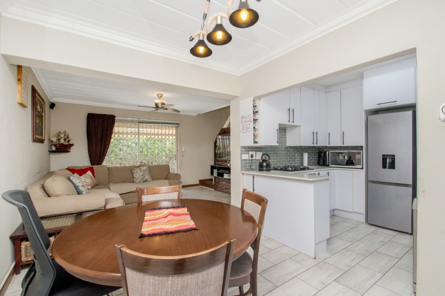 3 Bedroom Property for Sale in Honeydew Ridge Gauteng