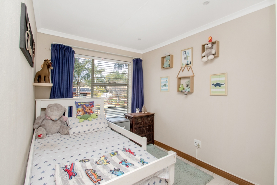 3 Bedroom Property for Sale in Honeydew Ridge Gauteng