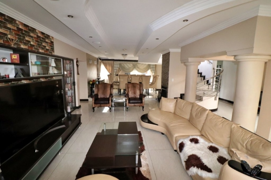4 Bedroom Property for Sale in Mimosa Park Gauteng