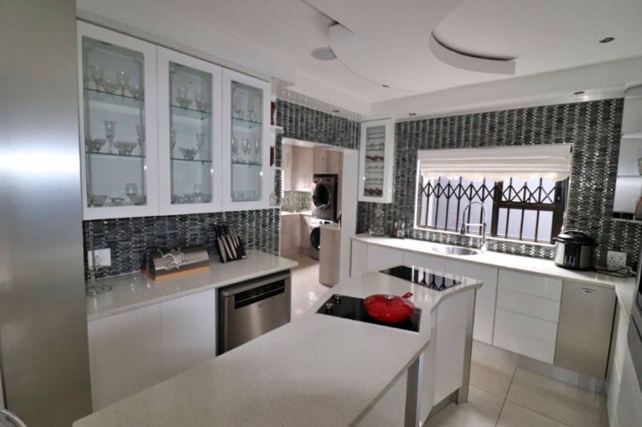4 Bedroom Property for Sale in Mimosa Park Gauteng
