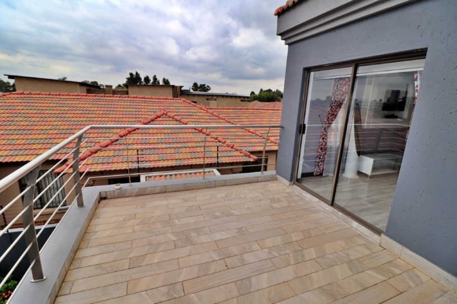 4 Bedroom Property for Sale in Mimosa Park Gauteng