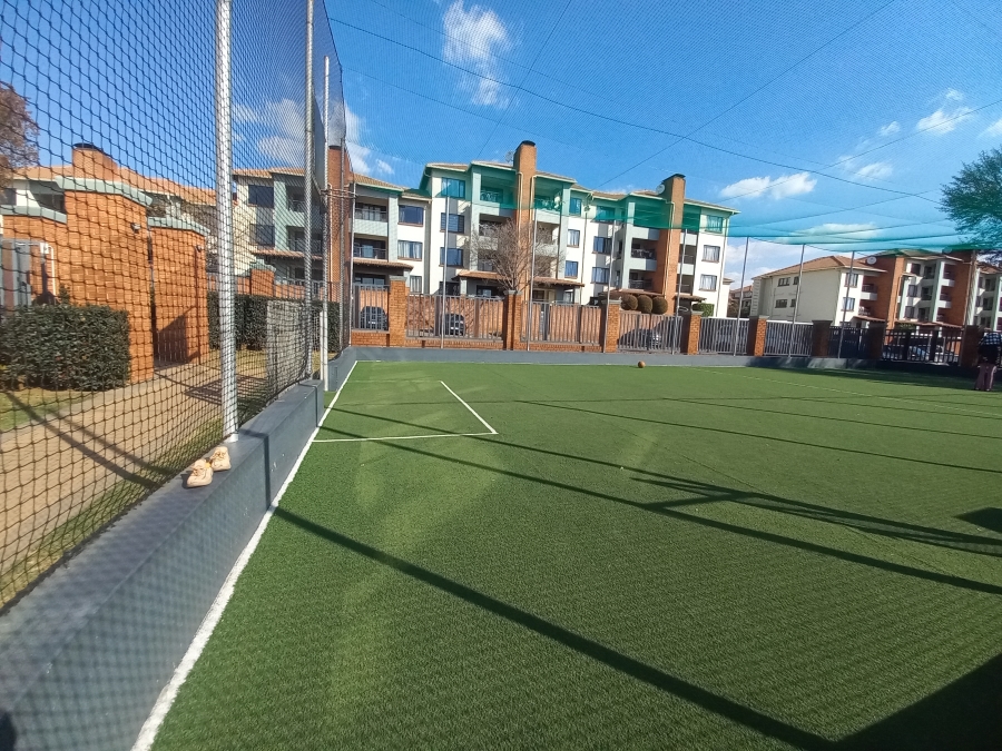 To Let 2 Bedroom Property for Rent in Greenstone Hill Gauteng