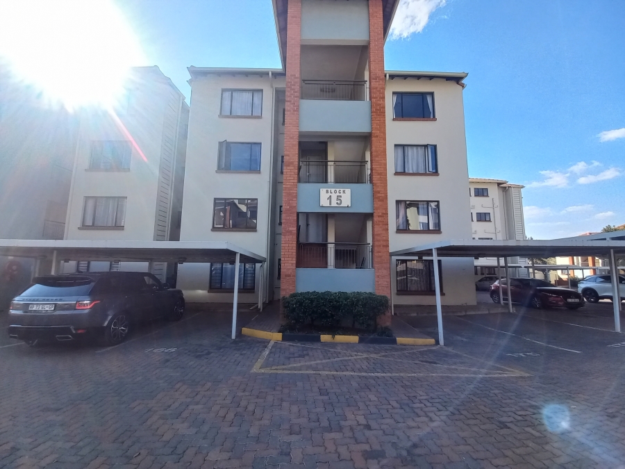 To Let 2 Bedroom Property for Rent in Greenstone Hill Gauteng