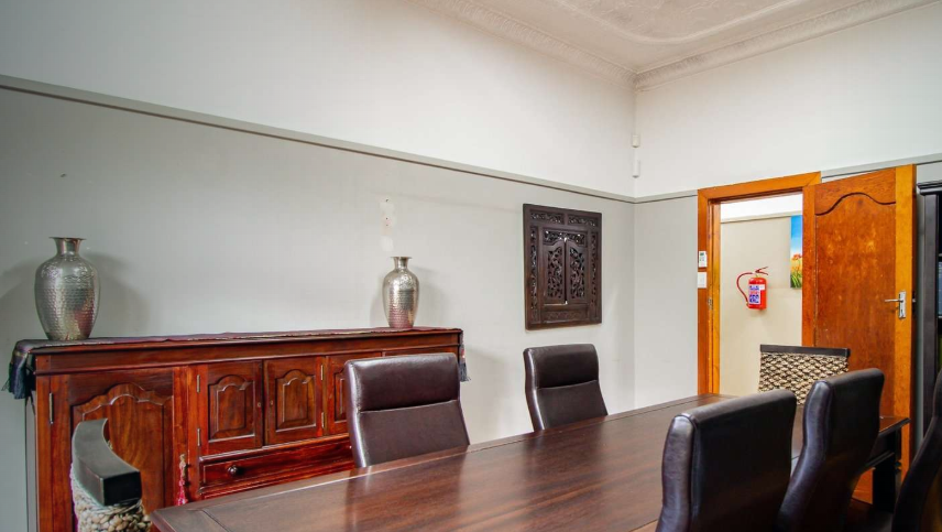 6 Bedroom Property for Sale in Hatfield Gauteng