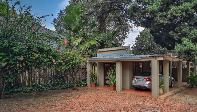 6 Bedroom Property for Sale in Hatfield Gauteng