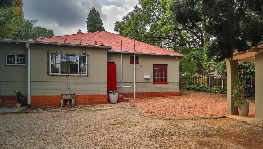 6 Bedroom Property for Sale in Hatfield Gauteng