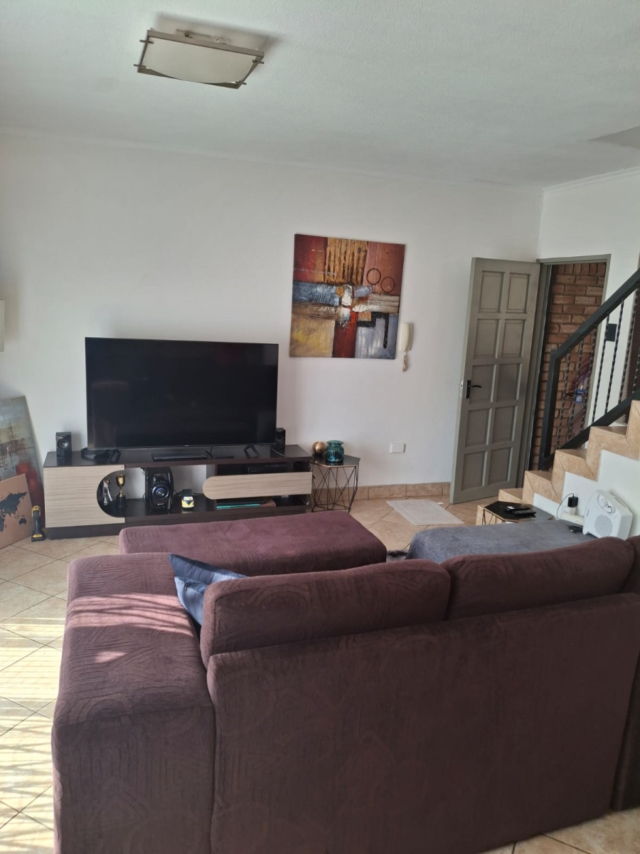 2 Bedroom Property for Sale in Eike Park Gauteng