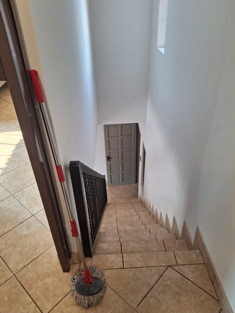 2 Bedroom Property for Sale in Eike Park Gauteng