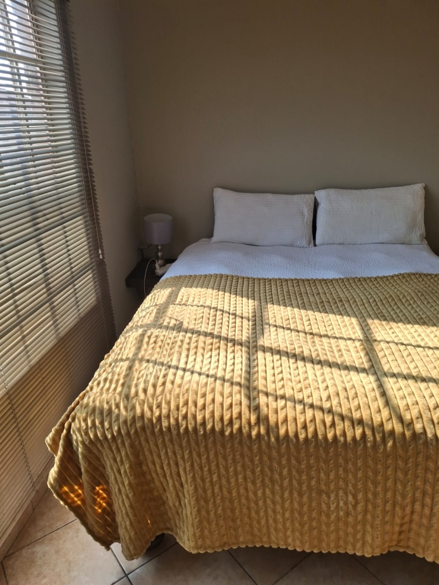 2 Bedroom Property for Sale in Eike Park Gauteng
