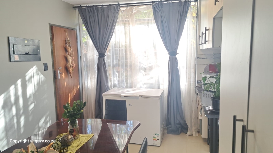 3 Bedroom Property for Sale in Mountain View Gauteng