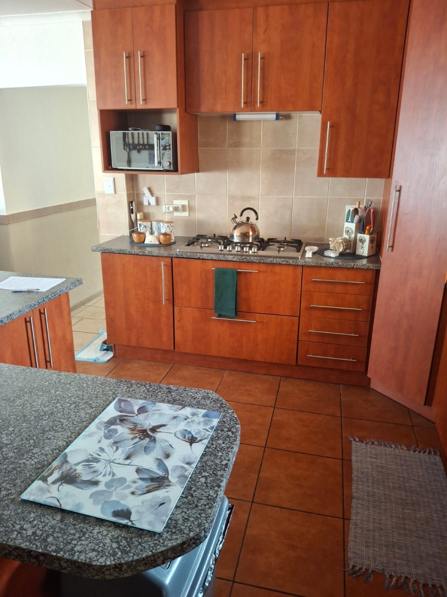4 Bedroom Property for Sale in Eike Park Gauteng