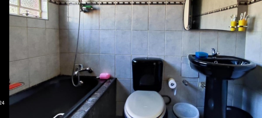 4 Bedroom Property for Sale in Terenure Gauteng