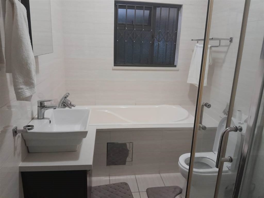 To Let 2 Bedroom Property for Rent in Carlswald Gauteng