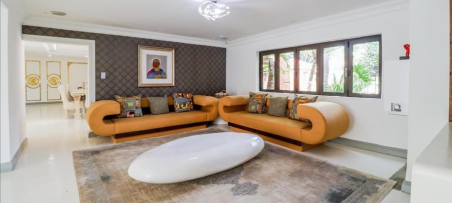 6 Bedroom Property for Sale in Glen Austin Gauteng