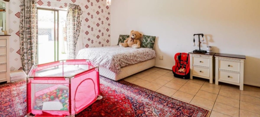 6 Bedroom Property for Sale in Glen Austin Gauteng