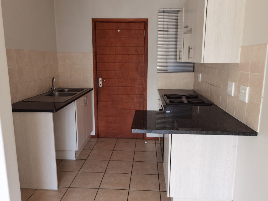 2 Bedroom Property for Sale in Jansenpark Gauteng