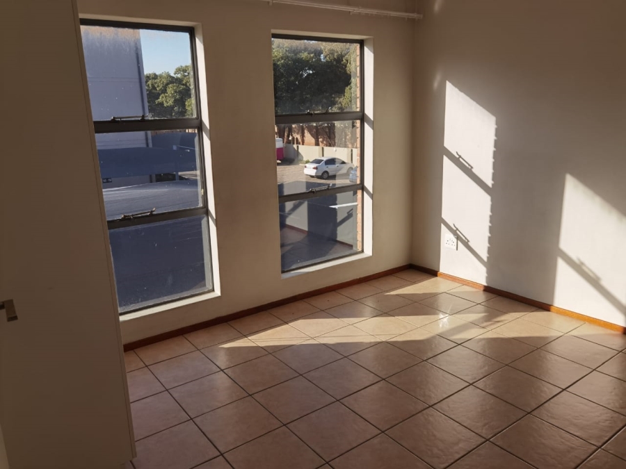 2 Bedroom Property for Sale in Jansenpark Gauteng