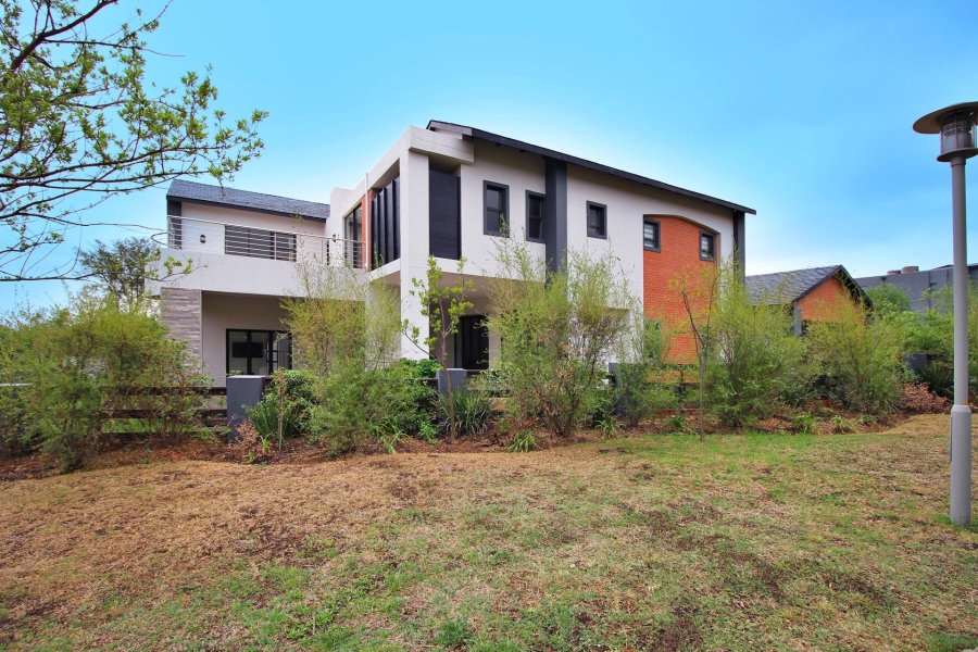To Let 5 Bedroom Property for Rent in Waterfall Country Estate Gauteng