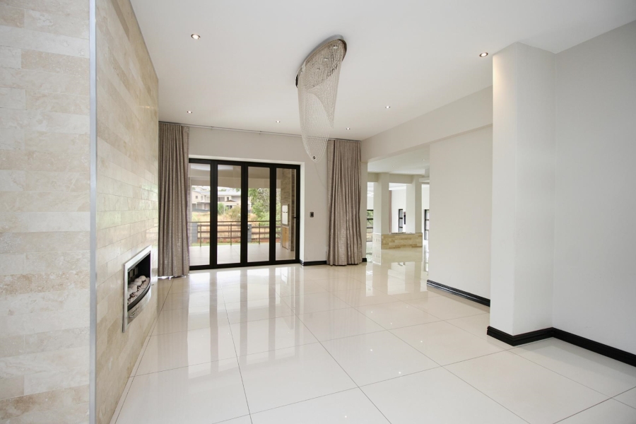To Let 5 Bedroom Property for Rent in Waterfall Country Estate Gauteng