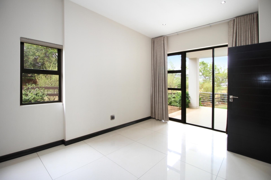 To Let 5 Bedroom Property for Rent in Waterfall Country Estate Gauteng