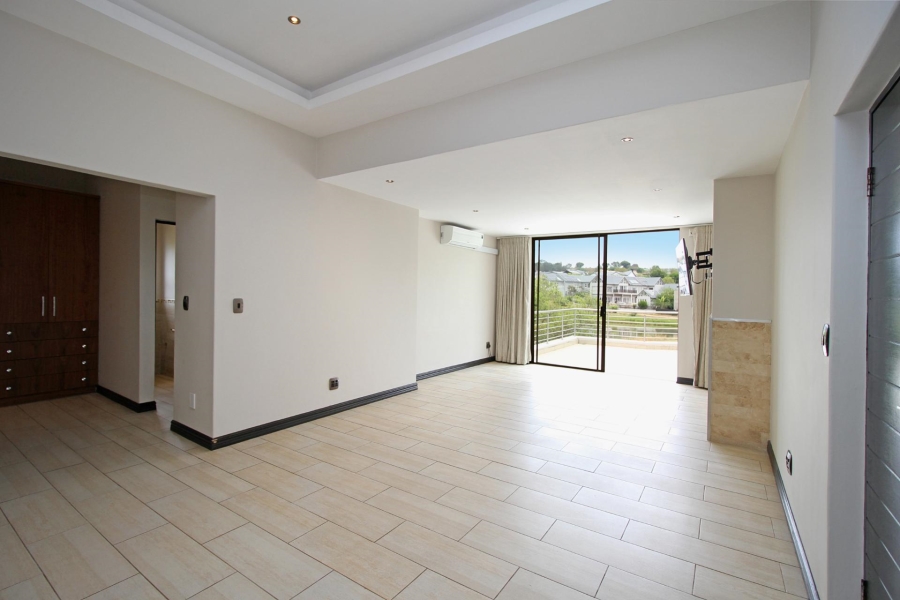 To Let 5 Bedroom Property for Rent in Waterfall Country Estate Gauteng