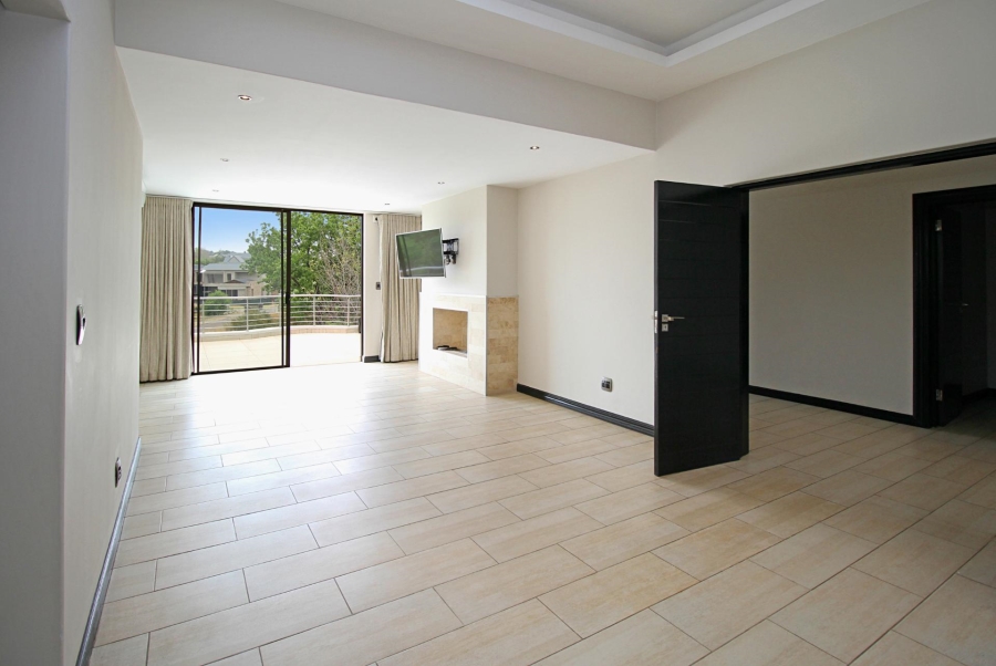 To Let 5 Bedroom Property for Rent in Waterfall Country Estate Gauteng