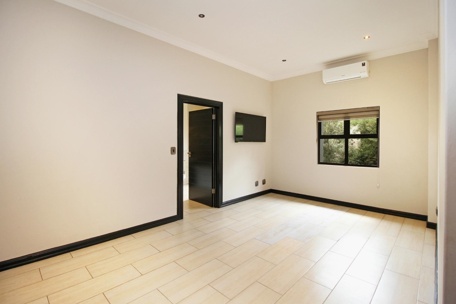 To Let 5 Bedroom Property for Rent in Waterfall Country Estate Gauteng