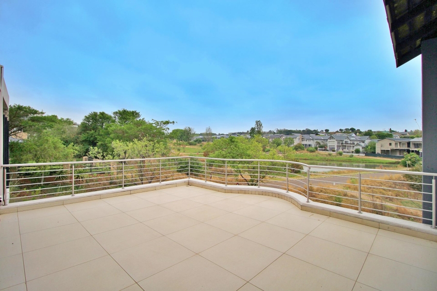 To Let 5 Bedroom Property for Rent in Waterfall Country Estate Gauteng